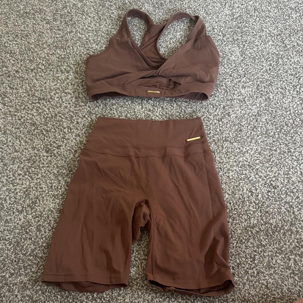 Gymshark x Whitney Simmons Set